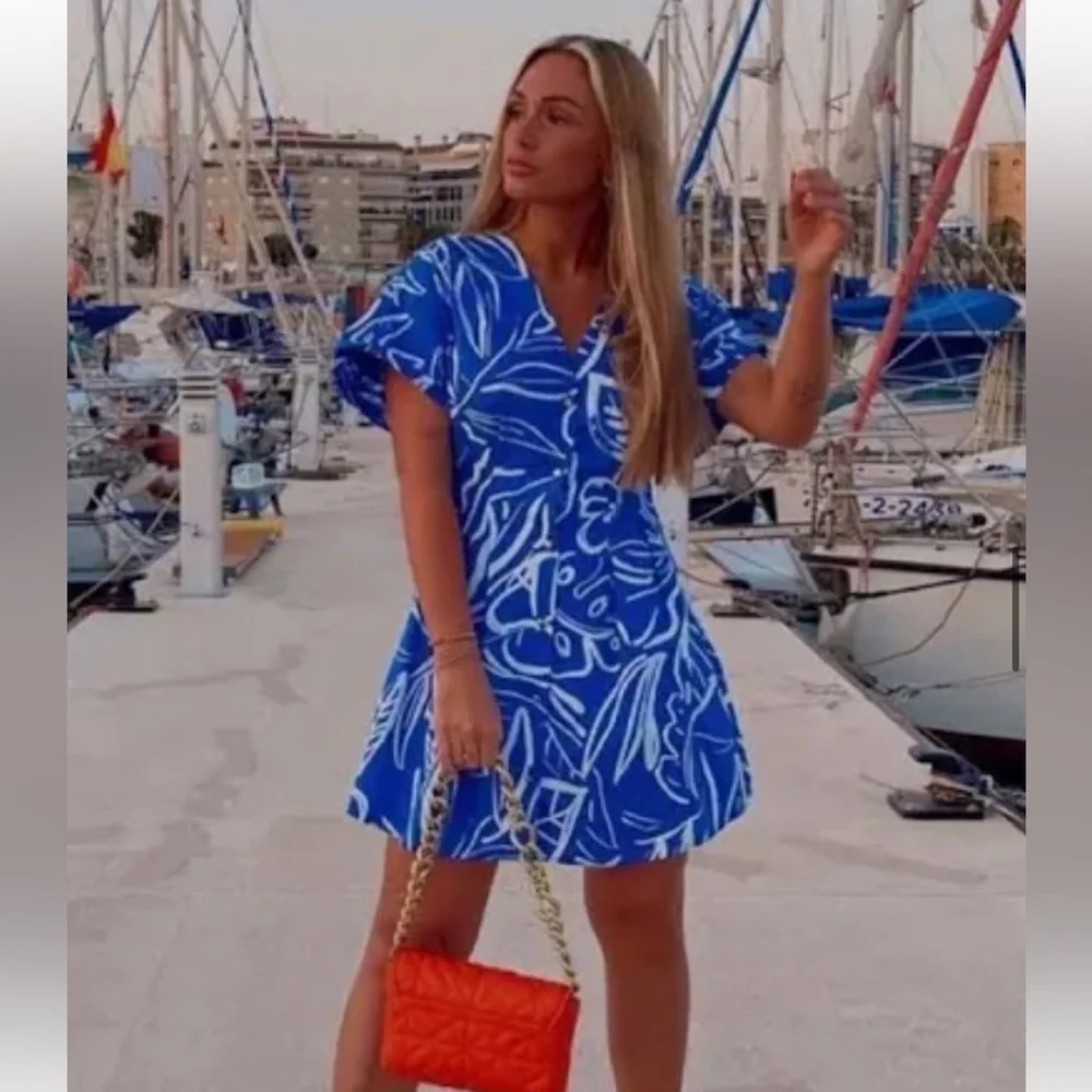 ZARA Blue & White Abstract Printed Mini Dress | size: small | never worn - Picture 4 of 4